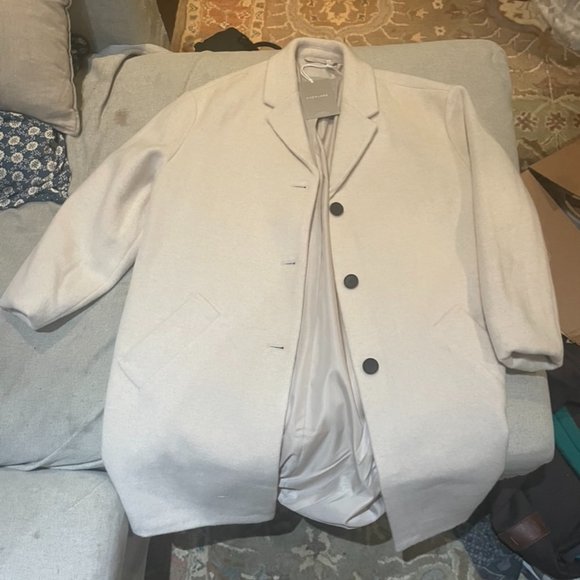 NWT Everlane The Italian ReWool® Cocoon Coat Size S in Cream - Picture 6 of 9